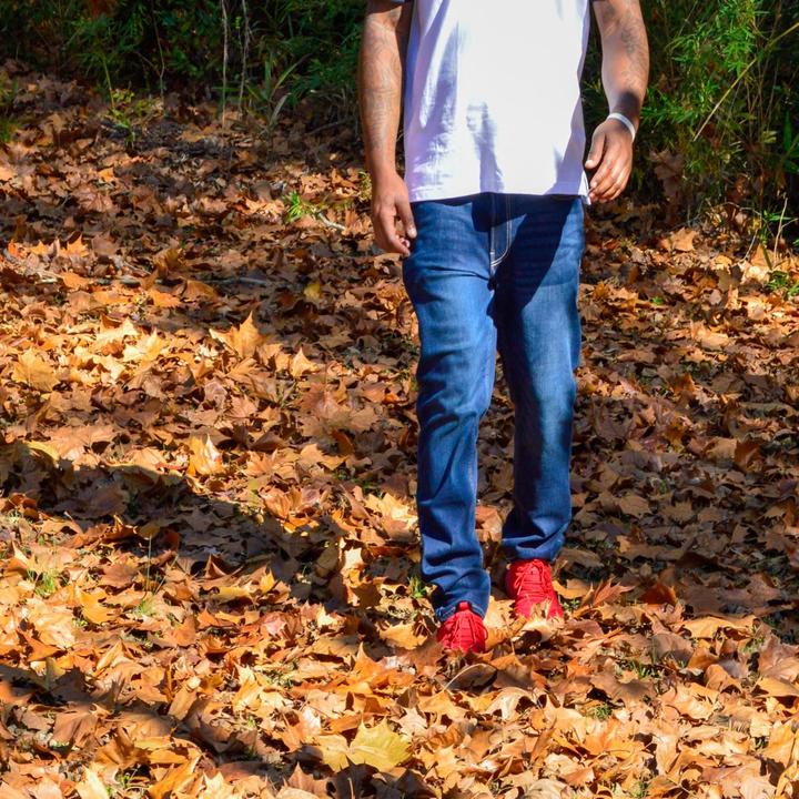 no strings attached_歌词_Jdot Breezy的歌曲_下载汽水音乐