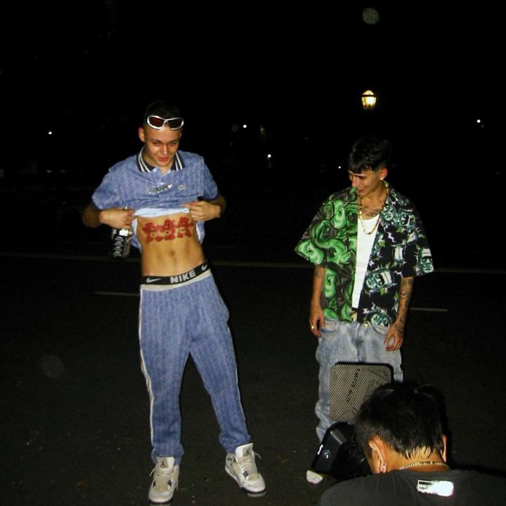 封面